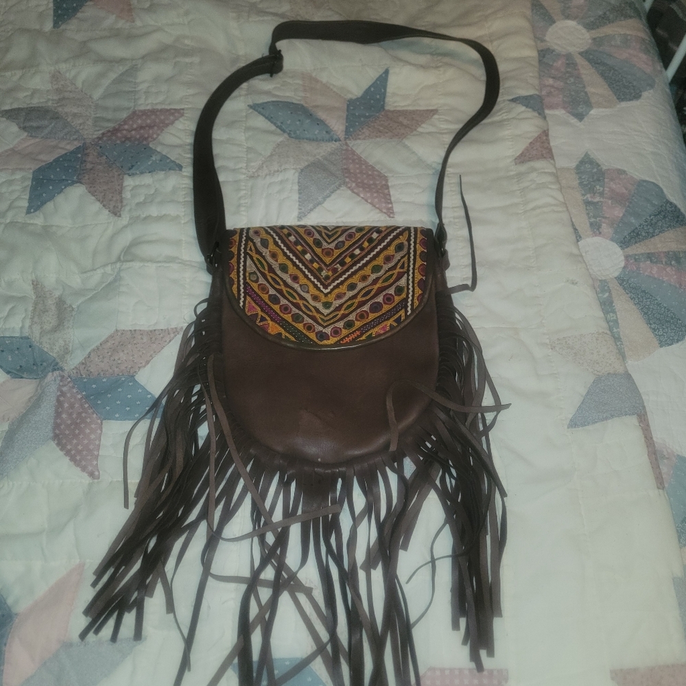 Vtg Leather Fringe Embroidered bag cross body free spirit boho hippie people - Picture 10 of 11